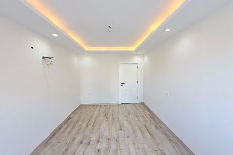 KARİZMA'DAN BAĞIMSIZ MUTFAKLI FULL YAPILI BOŞ GENİŞ 4+1