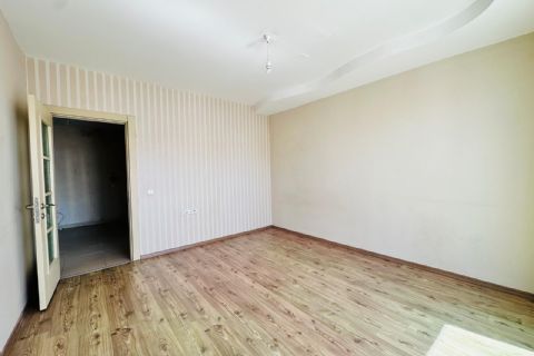 KARİZMA'DAN BATIKENT'TE HAVUZLU SİTE İÇİ CEPHELERİ AÇIK 3+1