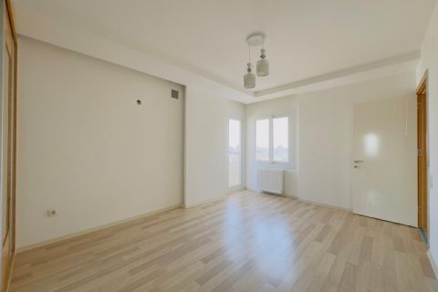 KARİZMA'DAN BATIKENT'TE SİTE İÇERİSİNDE GÜVENLİKLİ HAVUZLU 3+1