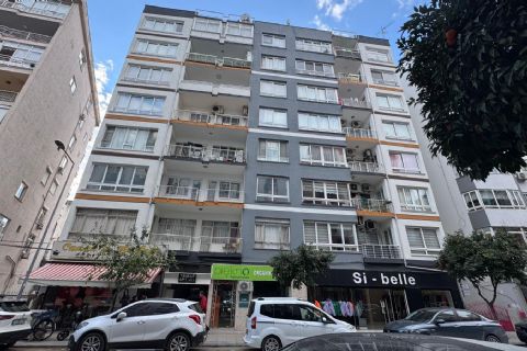 KARİZMA'DAN ÇAMLIBEL'DE BAKIMLI BİNADA 3+1