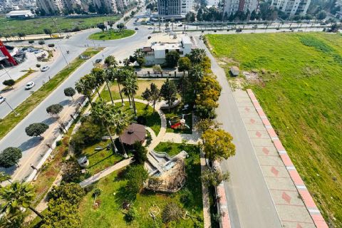 KARİZMA'DAN CEMEVİ CİVARINDA FULL JENERATÖR KAPALI OTOPARKLI 4+1