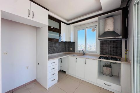 KARİZMA'DAN ÇİFTLİKKÖY DE 34.CAD YAKIN KOMBİLİ 2+1