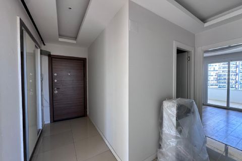 KARİZMA'DAN ÇİFTLİKKÖY DE 34.CAD YAKIN KOMBİLİ 2+1