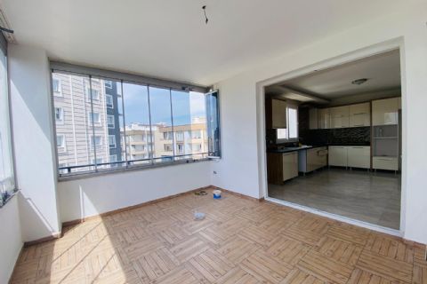 KARİZMA'DAN ÇİFTLİKKÖY DE HAVUZLU LÜKS 3+1
