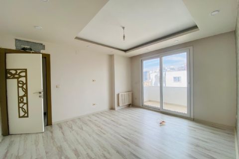 KARİZMA'DAN ÇİFTLİKKÖY DE HAVUZLU LÜKS 3+1