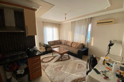 KARİZMA'DAN ÇİFTLİKKÖYDE EŞYALI HAVUZLU KİRACILI YATIRIMLIK 1+1