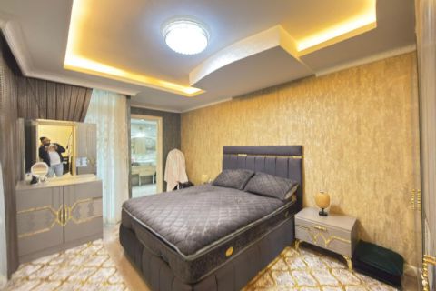 KARİZMA'DAN ÇİFTLİKKÖY'DE YAPILI TEMİZ 4+1