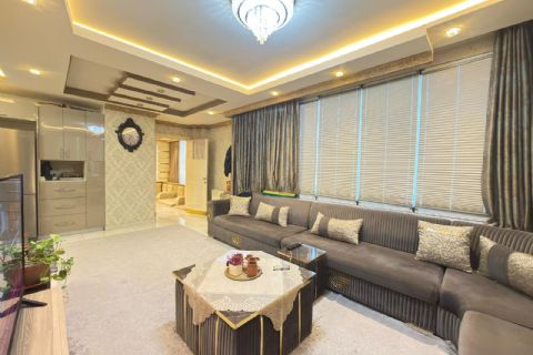 KARİZMA'DAN ÇİFTLİKKÖY'DE YAPILI TEMİZ 4+1