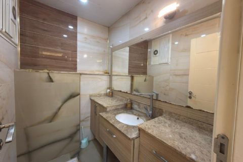 KARİZMA'DAN ÇİFTLİKKÖY'DE YAPILI TEMİZ 4+1