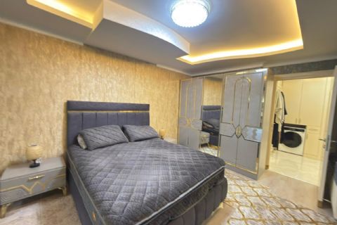 KARİZMA'DAN ÇİFTLİKKÖY'DE YAPILI TEMİZ 4+1