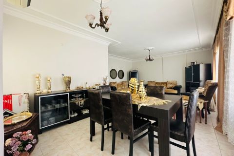 KARİZMA'DAN CİTY HOSPİTAL  CİVARINDA SİTE İÇERİSİNDEGENİŞ 3+1