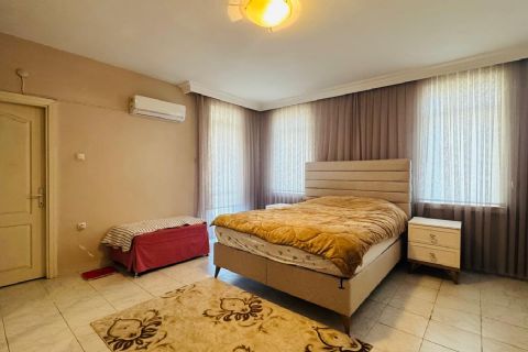 KARİZMA'DAN CUMHURİİYET MH GENİŞ 3+1 DAİRE