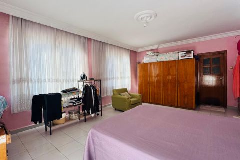 KARİZMA'DAN CUMHURİYET MH DE TERASLI GENİŞ 4+1 DAİRE