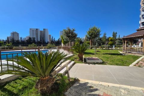 KARİZMA'DAN DENİZ GÖREN HAVUZLU AQUA PARKLI GENİŞ 2+1