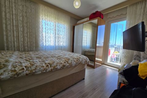 KARİZMA'DAN DENİZ GÖREN HAVUZLU AQUA PARKLI GENİŞ 2+1