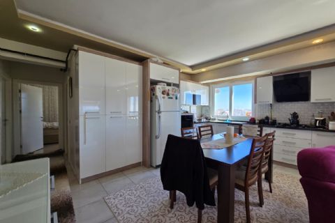KARİZMA'DAN DENİZ GÖREN HAVUZLU AQUA PARKLI GENİŞ 2+1