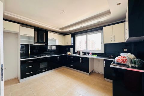 KARİZMA'DAN DENİZ GÖREN SİTE HAVUZ CAM BALKON 3+1 DAİRE