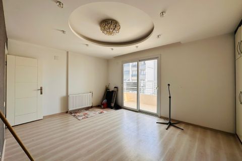 KARİZMA'DAN DENİZ GÖREN SİTE HAVUZ CAM BALKON 3+1 DAİRE