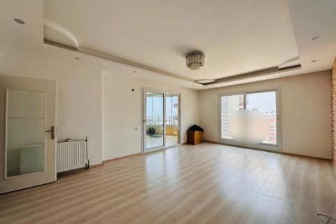 KARİZMA'DAN DENİZ GÖREN SİTE HAVUZ CAM BALKON 3+1 DAİRE