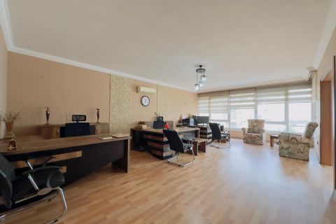 KARİZMA'DAN DENİZ MANZARALI FULL YAPILI GENİŞ OFİS 4+1