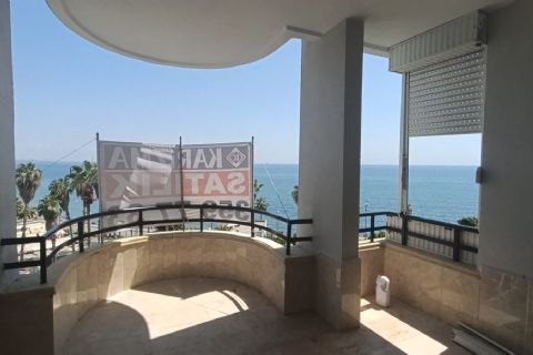 KARİZMA'DAN DENİZ MANZARALI KONUM HARİKASI 4+1 DAİRE
