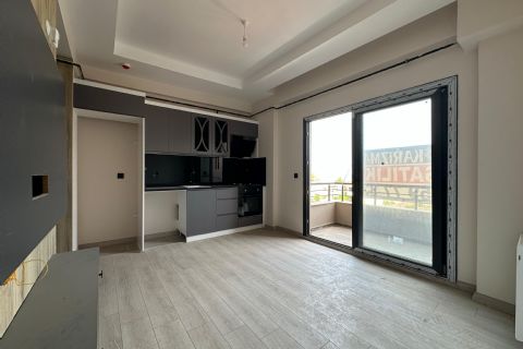 KARİZMA'DAN DENİZ MH DE DENİZ MANZARALI BALKONLU SIFIR 1+1
