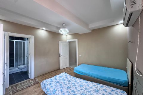 KARİZMA'DAN DENİZE SIFIR  HAVUZLU GÜVENLİKLİ SİTE İÇİ 2+1 