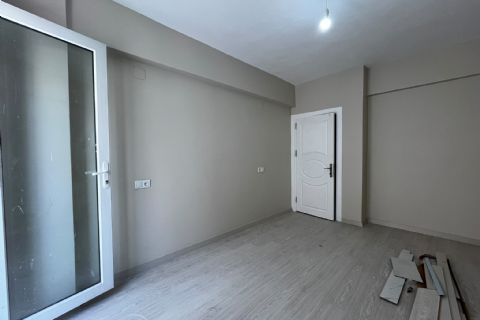 KARİZMA'DAN DENİZE YÜRÜME MESAFESİNDE 3+1 DAİRE