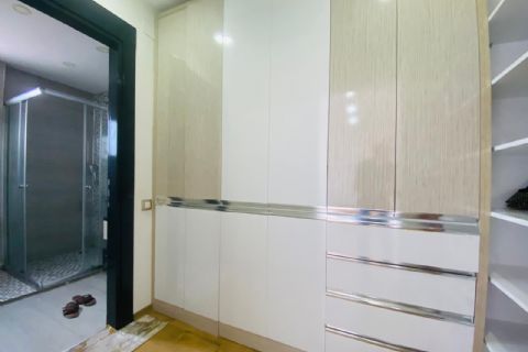 KARİZMA'DAN EBEVEYN BANYOLU HAVUZLU  LÜKS 4+1 DAİRE 