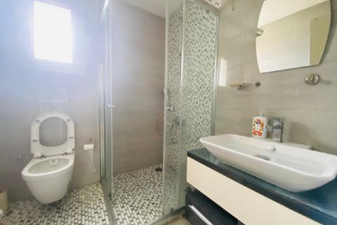 KARİZMA'DAN EBEVEYN BANYOLU HAVUZLU  LÜKS 4+1 DAİRE 