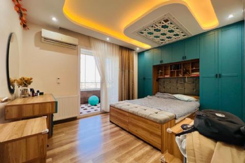 KARİZMA'DAN ESKİ MEZİTLİDE HAVUZLU TARZ 3+1 DAİRE