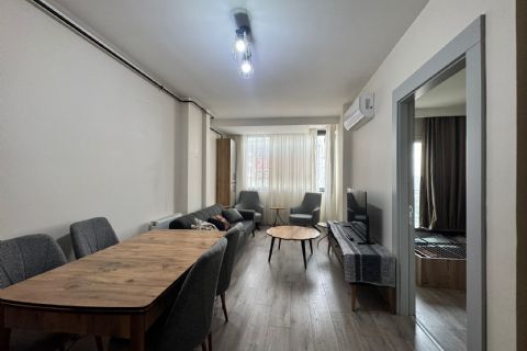 KARİZMA'dan Eşyalı 1+1 Daire, Merkezi Konumda