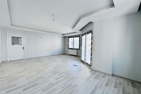 KARİZMA'DAN FATİH MH DE DENİZ MANZARALI HAVUZLU SİTEDE GENİŞ YENİLENMİŞ 3+1