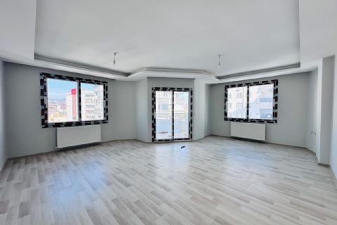 KARİZMA'DAN FATİH MH DE DENİZ MANZARALI HAVUZLU SİTEDE GENİŞ YENİLENMİŞ 3+1