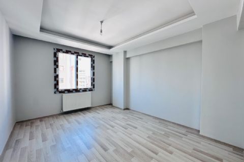 KARİZMA'DAN FATİH MH DE DENİZ MANZARALI HAVUZLU SİTEDE GENİŞ YENİLENMİŞ 3+1