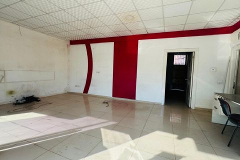 KARİZMA'DAN FORUM CADDESİNDE ELİT MEVKİİNDE DÜKKAN VE DAİRE