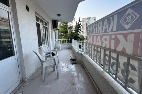 KARİZMA'DAN FORUMA YÜRÜME MESAFESİNDE GENİŞ 3+1