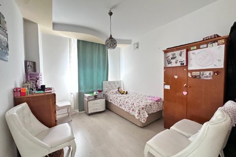 KARİZMA'DAN GENİŞ KOMBİLİ HAVUZLU 4+1 SİTE İÇİ