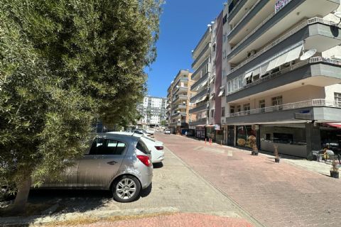 KARİZMA'DAN GMK BULVARINDA SAHİLE YÜRÜME MESAFESİNDE 3+1