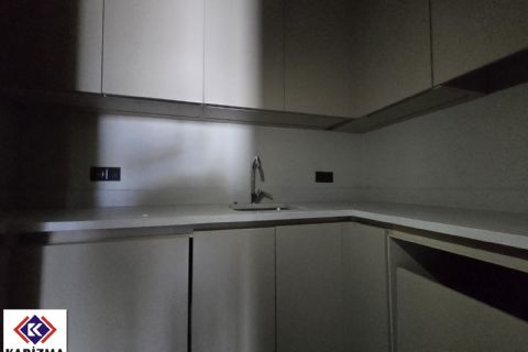 KARİZMA'DAN GMK CEPHELİ KAPALI OTOPARKLI PRESTİJLİ SIFIR OFİS