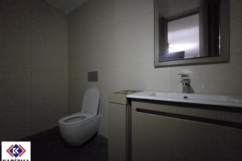 KARİZMA'DAN GMK CEPHELİ KAPALI OTOPARKLI PRESTİJLİ SIFIR OFİS