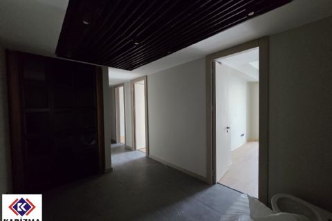 KARİZMA'DAN GMK CEPHELİ KAPALI OTOPARKLI PRESTİJLİ SIFIR OFİS
