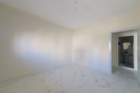 KARİZMA'DAN GMK ÜZERİ 3+1 OFİS