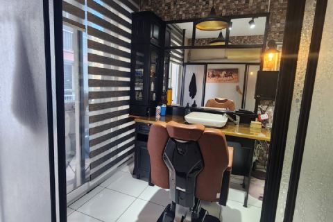 KARİZMA'DAN GMK ÜZERİ POZCUNUN GÖBEĞİNDE TABELA DEĞERİ YÜKSEK 2+1