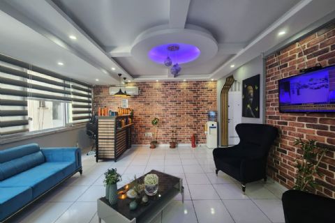 KARİZMA'DAN GMK ÜZERİ POZCUNUN GÖBEĞİNDE TABELA DEĞERİ YÜKSEK 2+1