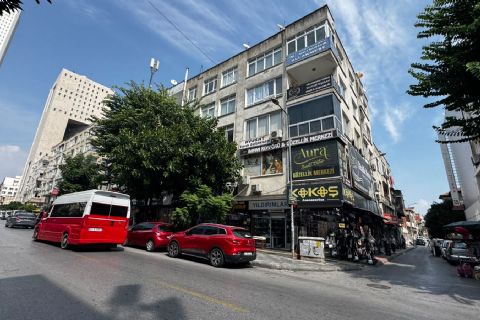 KARİZMA'DAN HASTANE CADDESİNDE MERKEZİ GENİŞ 3+1 OFİS
