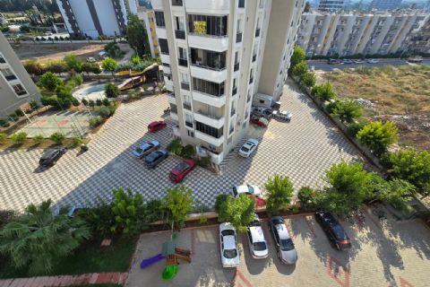 KARİZMA'DAN HAVUZLU 3 CEPHESİ AÇIK EBEVEYN BANYOLU GENİŞ 2+1