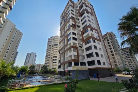 KARİZMA'DAN HAVUZLU 3 CEPHESİ AÇIK EBEVEYN BANYOLU GENİŞ 2+1