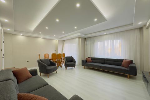 KARİZMA'DAN HAVUZLU DAİRE İÇİ YENİLENMİŞ KOMBİ