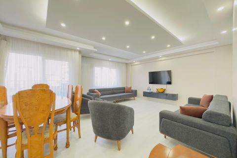 KARİZMA'DAN HAVUZLU DAİRE İÇİ YENİLENMİŞ KOMBİ